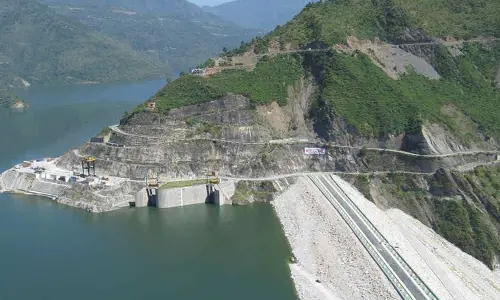 Building dams will lead to bigger floods