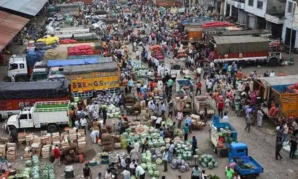 People in Delhi