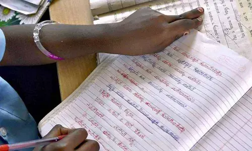 Medium of Instruction in English in Schools is in debate as Union Government new policy suggests it in mother tongue