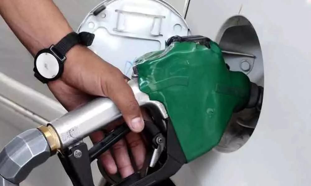 Petrol and diesel prices today unchanged in Hyderabad, Delhi, Mumbai, 30 July 2020