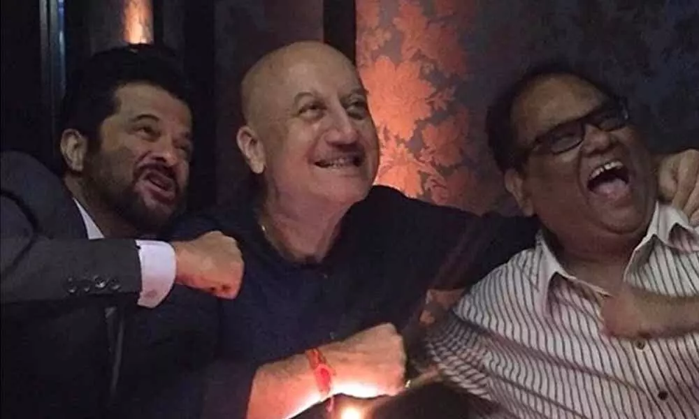 Friendship Day: Anupam Kher Wishes His Friends Dropping A Hilarious Quote
