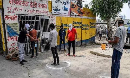 Chennai tipplers frustrated due to lockdown extension