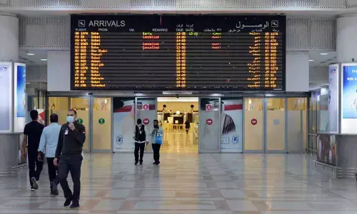 Kuwait resumes commercial flights after months of suspension