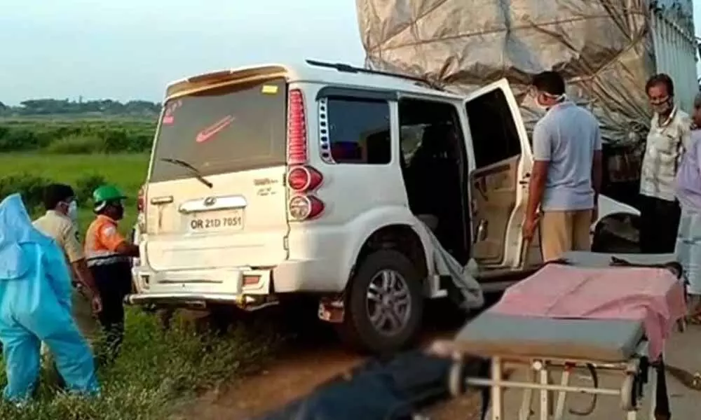 Srikakulam road accident