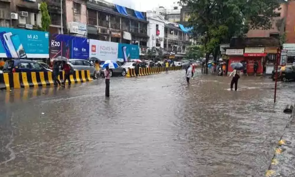 Heavy rain in Mumbai