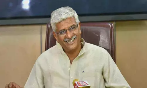 Union minister Shekhawat gets relief in scam case