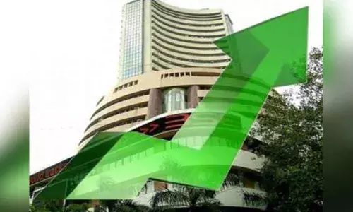 Markets march higher on RBI stance; IT stocks up