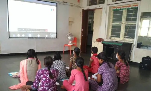 NGO conducts online classes for poor students