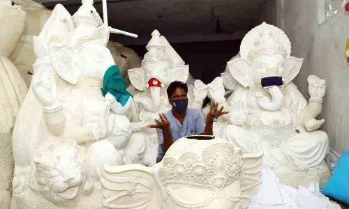 Ganesha idol-makers stare at bleak future