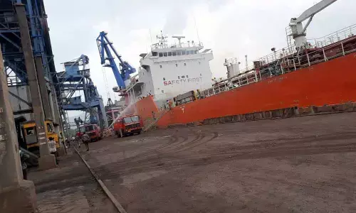 A minor fire breaks out at Visakhapatnam Port Trust, no casualties reported