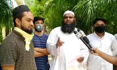 AIMIM town president Nadeem Younus speaking to the media in Jagtial on Sunday