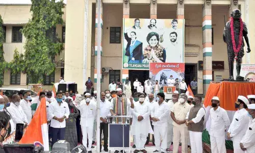 TPCC president N Uttam Kumar Reddy addressing the gathering on the occassion of 78th anniversary of Quit India Movement at Gandhi Bhavan on Sunday