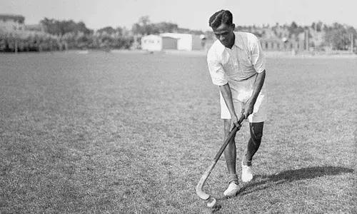 India is not for sale: Ex-hockey coach recalls Dhyanchand’s response to Hitler