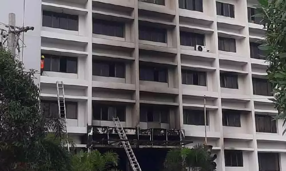 Negligence of hotel, Ramesh Hospitals led to mishap says Panel