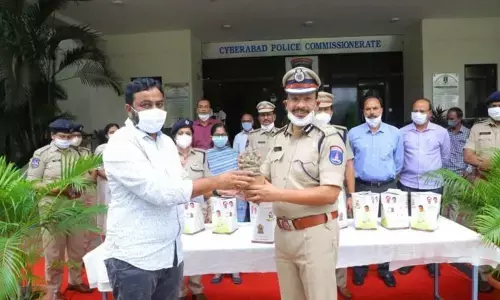 CP VC Sajjanar distributes eco-friendly Seed Ganesha