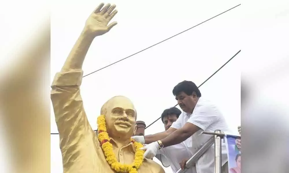 Dharmana Krishna Das receives grand welcome in Srikakulam on his arrival in the city for the first time after getting elevated as the Deputy Chief Minister