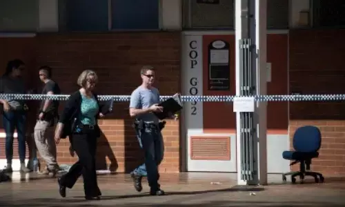 Australia to cut university fee support for failing students