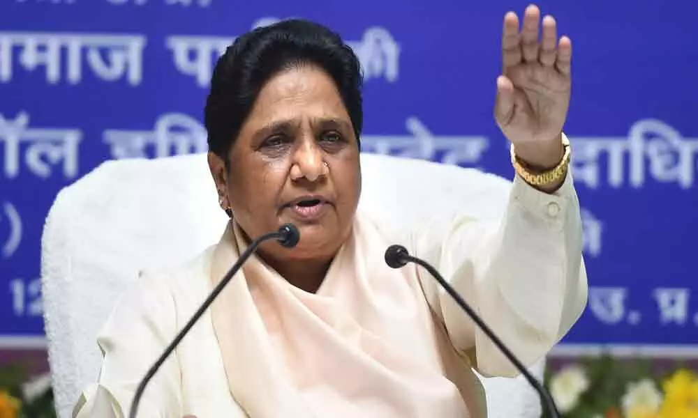 Mayawati hits out at UP govt over condition of health workers engaged in Coronavirus duties