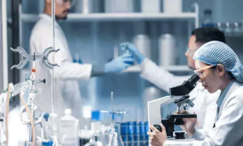 Canadian government urged to address critical drug shortage