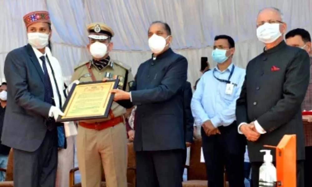 Himachal CM bestows civil services award to Rural Devt Director