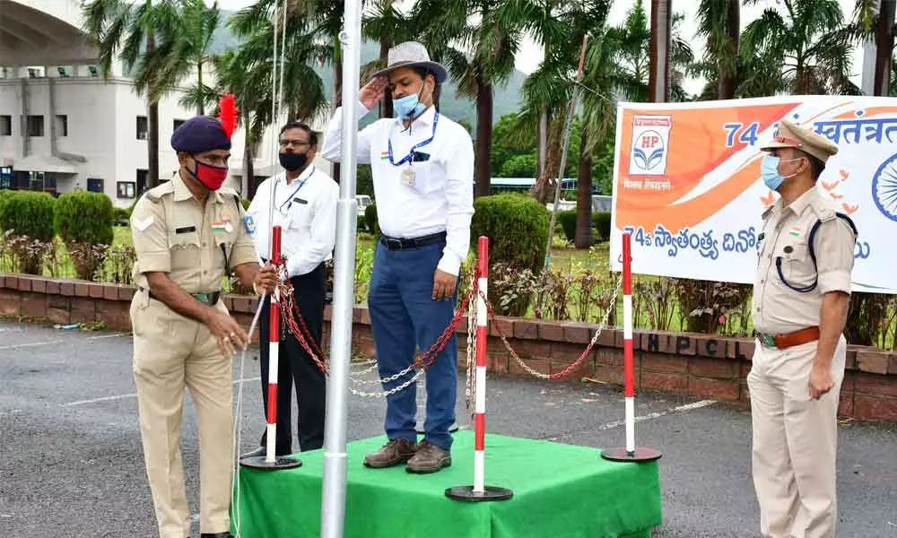 R Ramakrishnan, Chief General  Manager (In-charge) Operations, HPCL, taking part in Independence Day celebrations at Visakh Refinery on Saturday