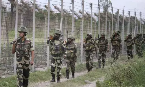 Pakistan violates ceasefire in J&Ks Kamalkote sector
