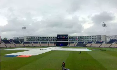 Eng vs Pak 2nd Test: England reach 7/1 as rain plays havoc