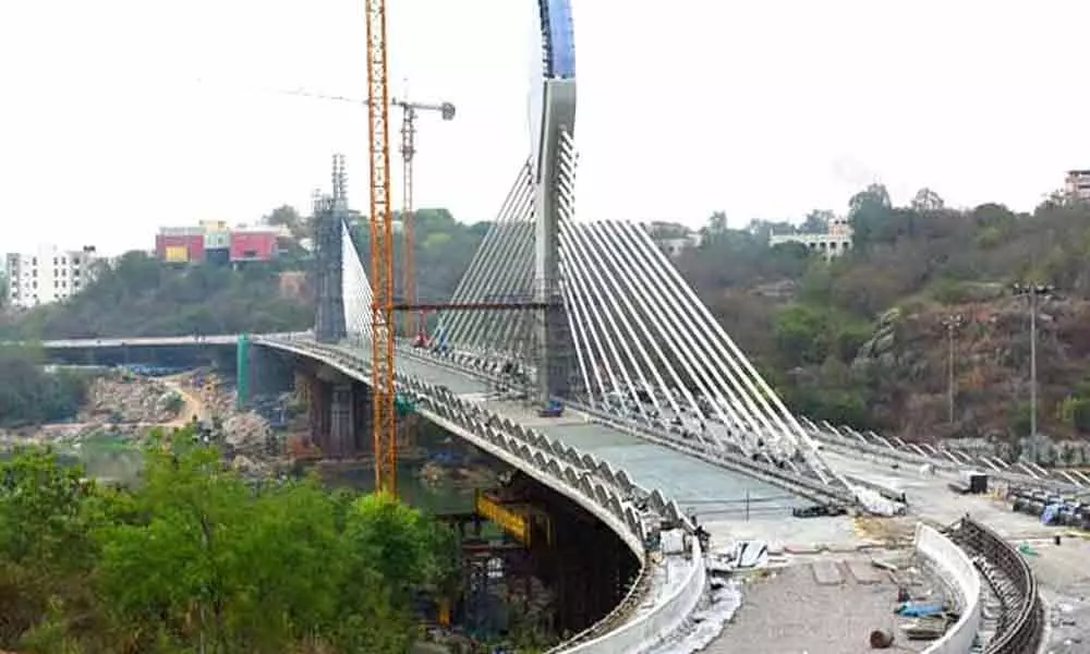 Durgam Cheruvu cable bridge
