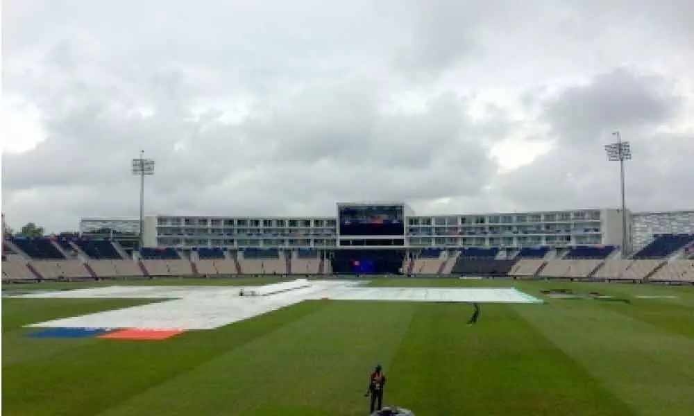 Eng vs Pak 2nd Test: England reach 7/1 as rain plays havoc