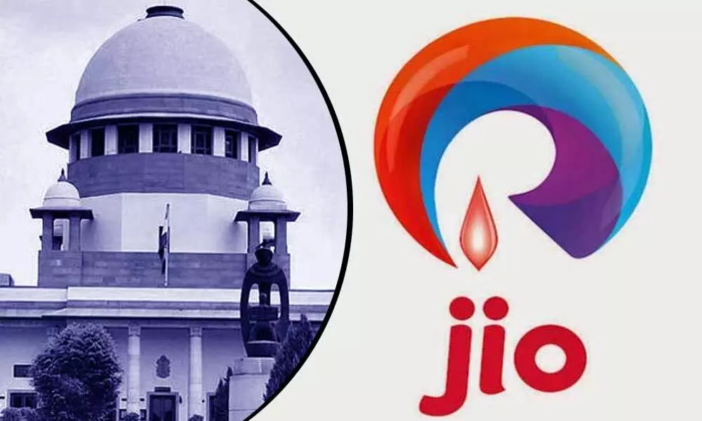 Supreme Court asks Centre to clarify stand on why Reliance Jio be not asked to pay AGR related dues