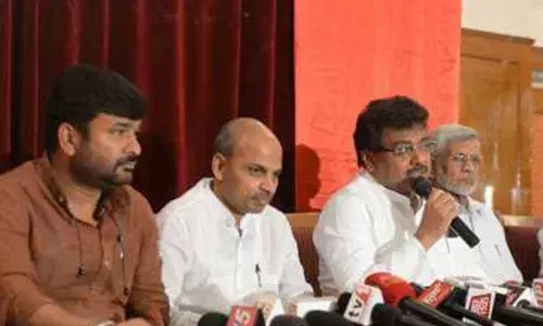 Congress delegation detained in Azamgarh