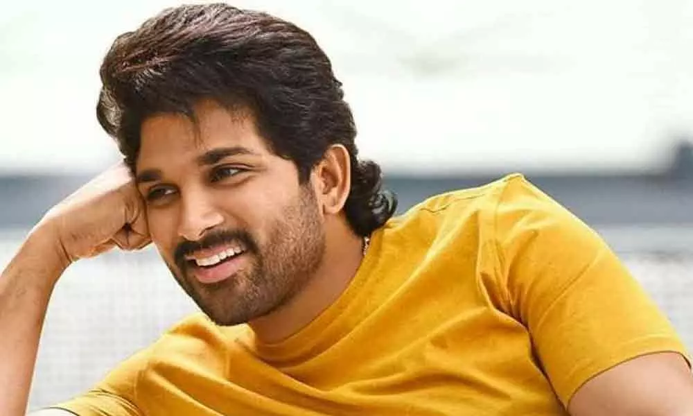 Allu Arjun Steps Out In His Casual Best After A Long Time And Stoles The  Hearts Turning Voguish