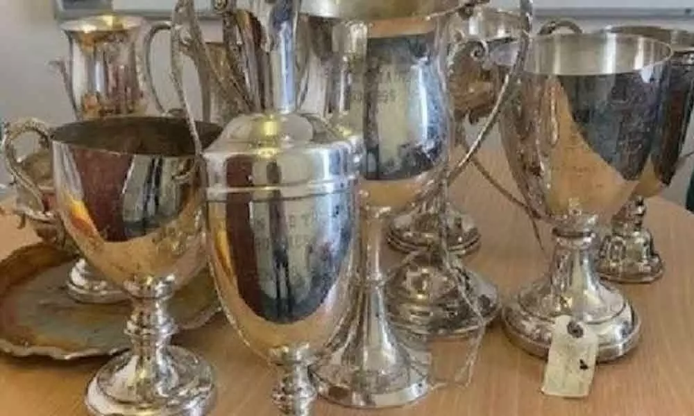 Man held for stealing trophies from LB Stadium