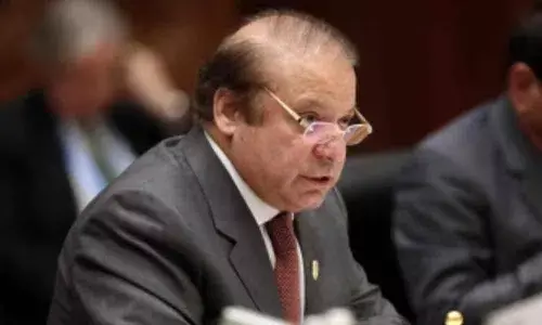 UK approached for Sharifs extradition: Pakistan govt aide