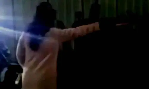Drunk women create ruckus in Hyderabad