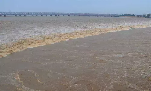 Pulichinchtala reservoir gets inflow of 2.94 lakh cusecs