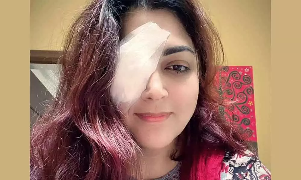 Khushboo To Stay Off  Twitter After Eye Surgery