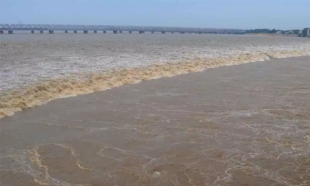 Pulichinchtala reservoir gets inflow of 2.94 lakh cusecs
