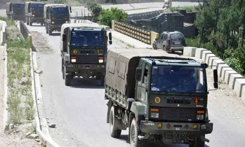 Indian troops with shoulder-fired air defence missiles deployed on heights near China border Indian troops with shoulder-fired air defence missiles deployed on heights near China border