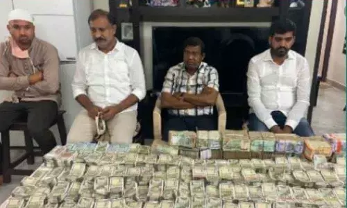 Warangal: Anti-graft bodies recommend Guinness Book for corrupt babu