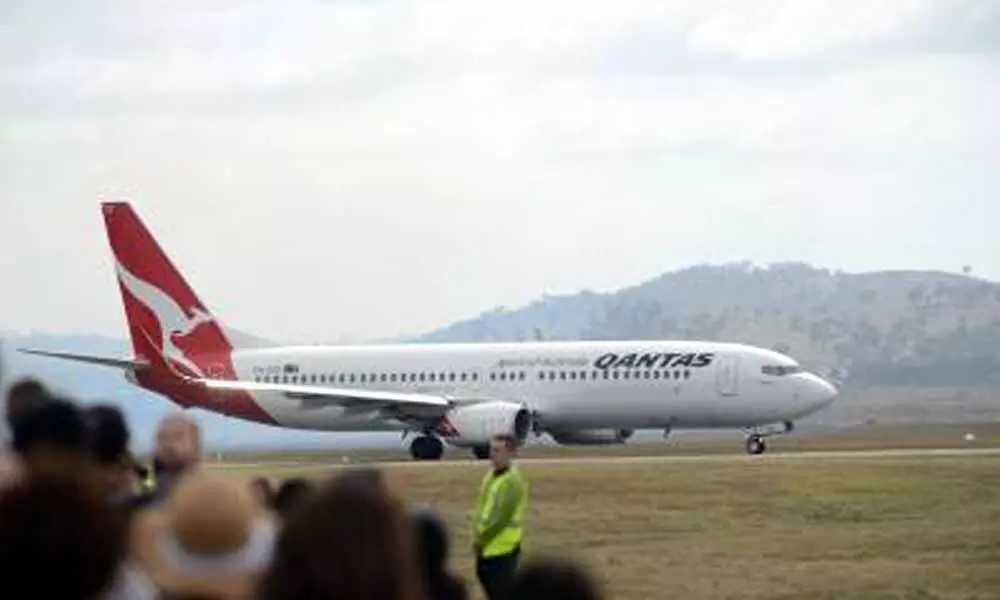 Qantas plans to further cut 2,500 ground staff jobs