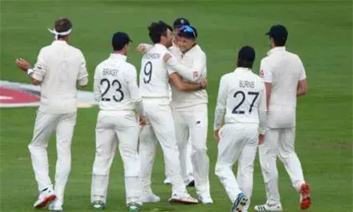 India continue to lead, England close in on Australia