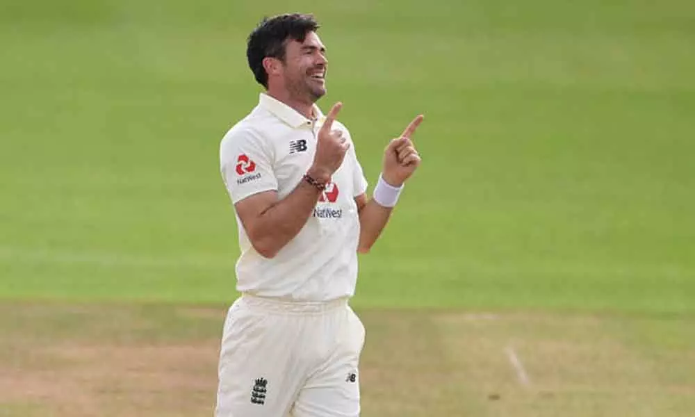 Indian cricket fraternity hails James Anderson
