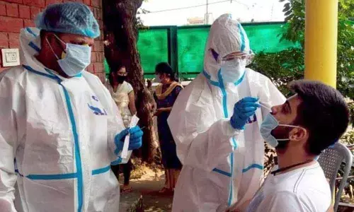 India sees new single-day record of 77,266 Corona cases