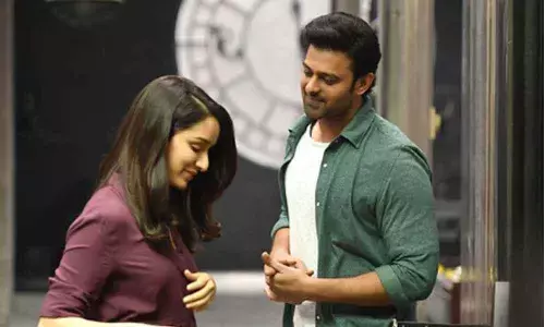 (Shraddha Kapoor,Prabhas)