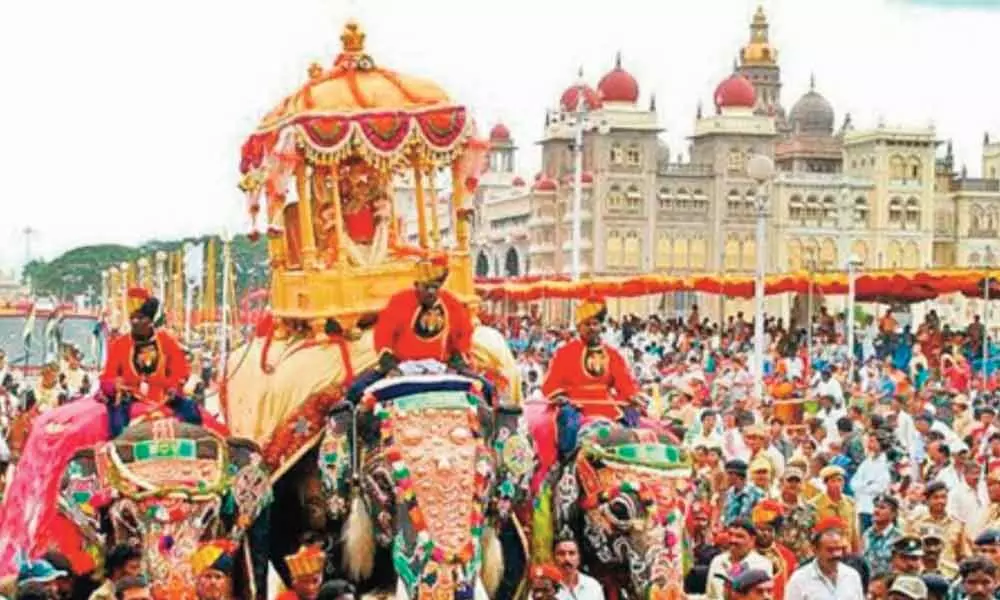 Karnataka farmers on Monday urged the state government to avoid grand Dasara celebrations