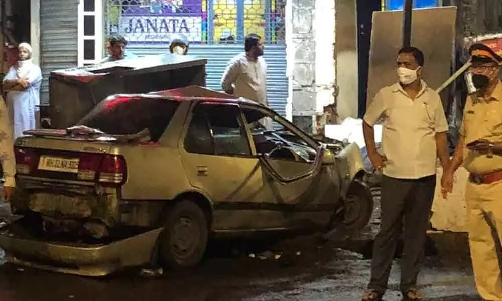 Car Accident In Mumbais Crawford Market Leaves Four Dead, Four Injured