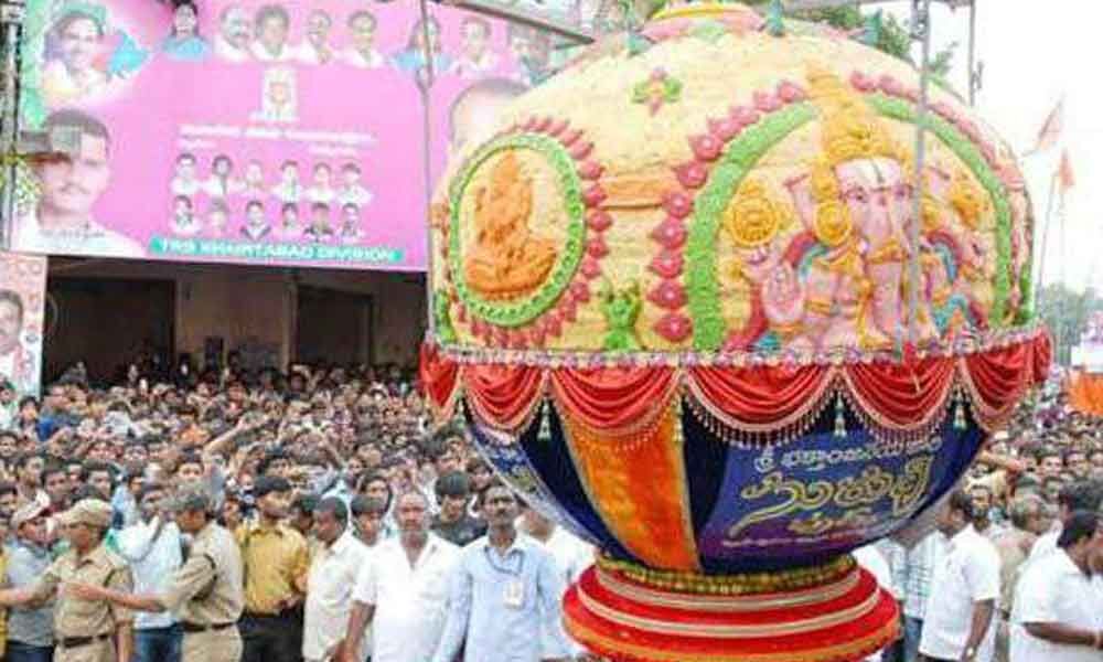 Balapur Laddu for KCR