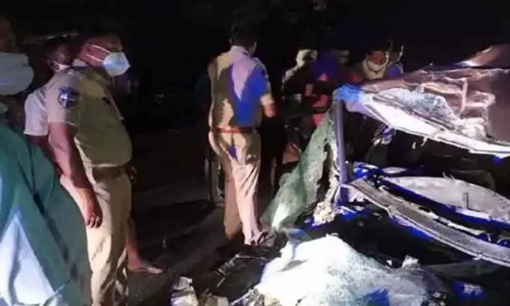 Telangana: Five Pawan Kalyan fans killed in road accident in Warangal