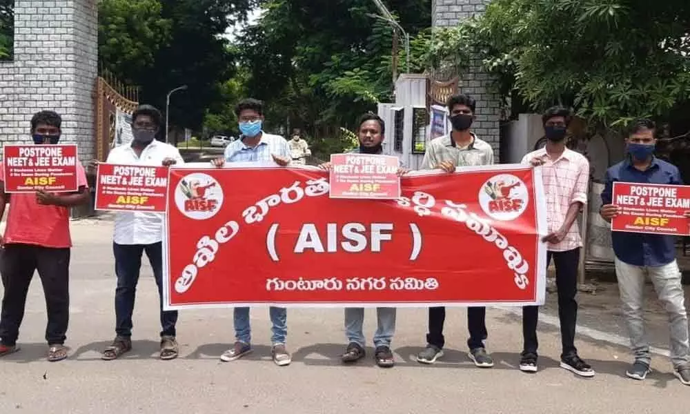 AISF leaders staging dharna at Collectorate in Guntur on Wednesday
